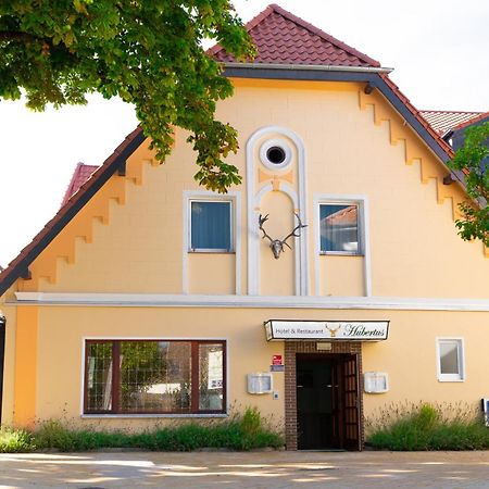 Hotel & Restaurant Hubertus Sehnde Buitenkant foto